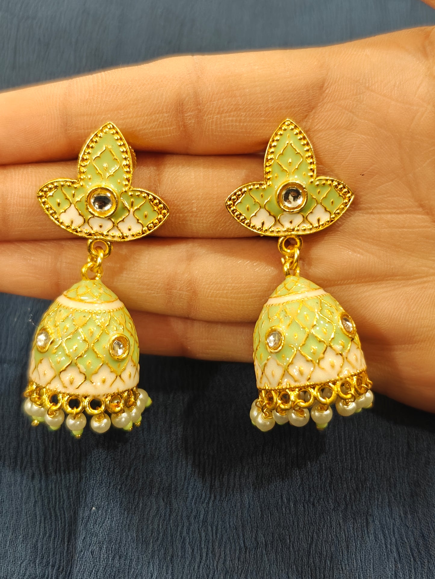 Fashionable Jhumki 012370