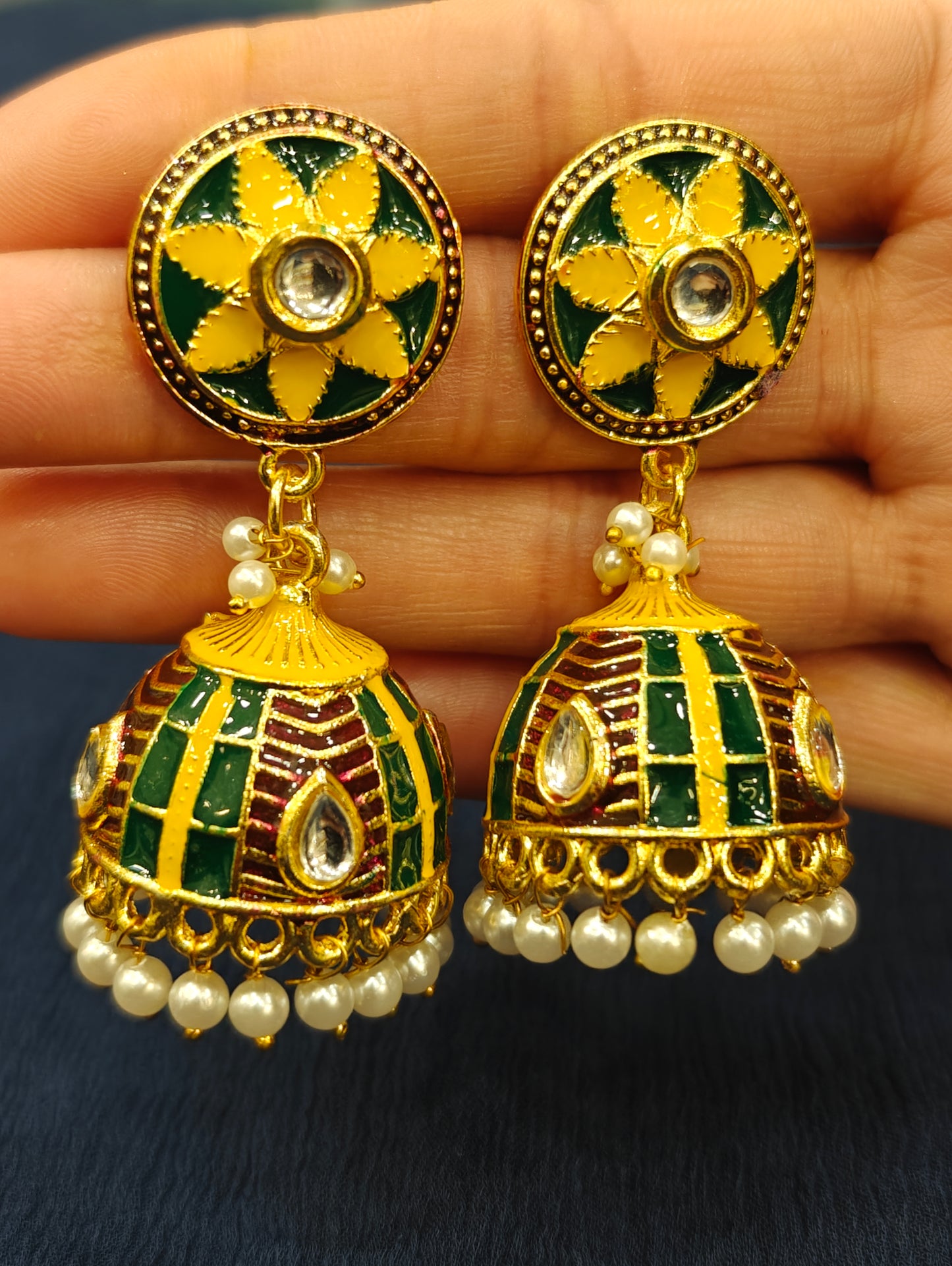 Fashionable Jhumki 012325